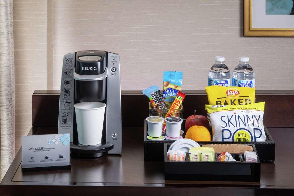 Hilton Garden Inn Lakewood Bilik gambar