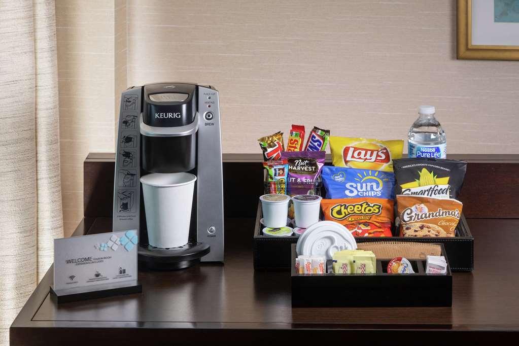 Hilton Garden Inn Lakewood Bilik gambar