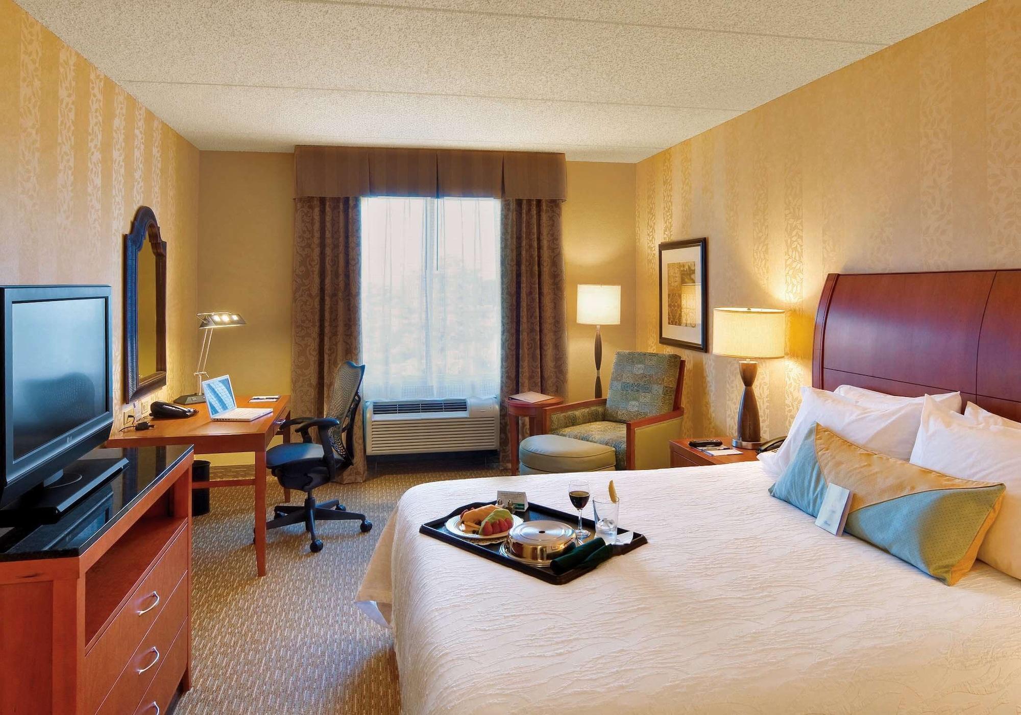 Hilton Garden Inn Lakewood Luaran gambar
