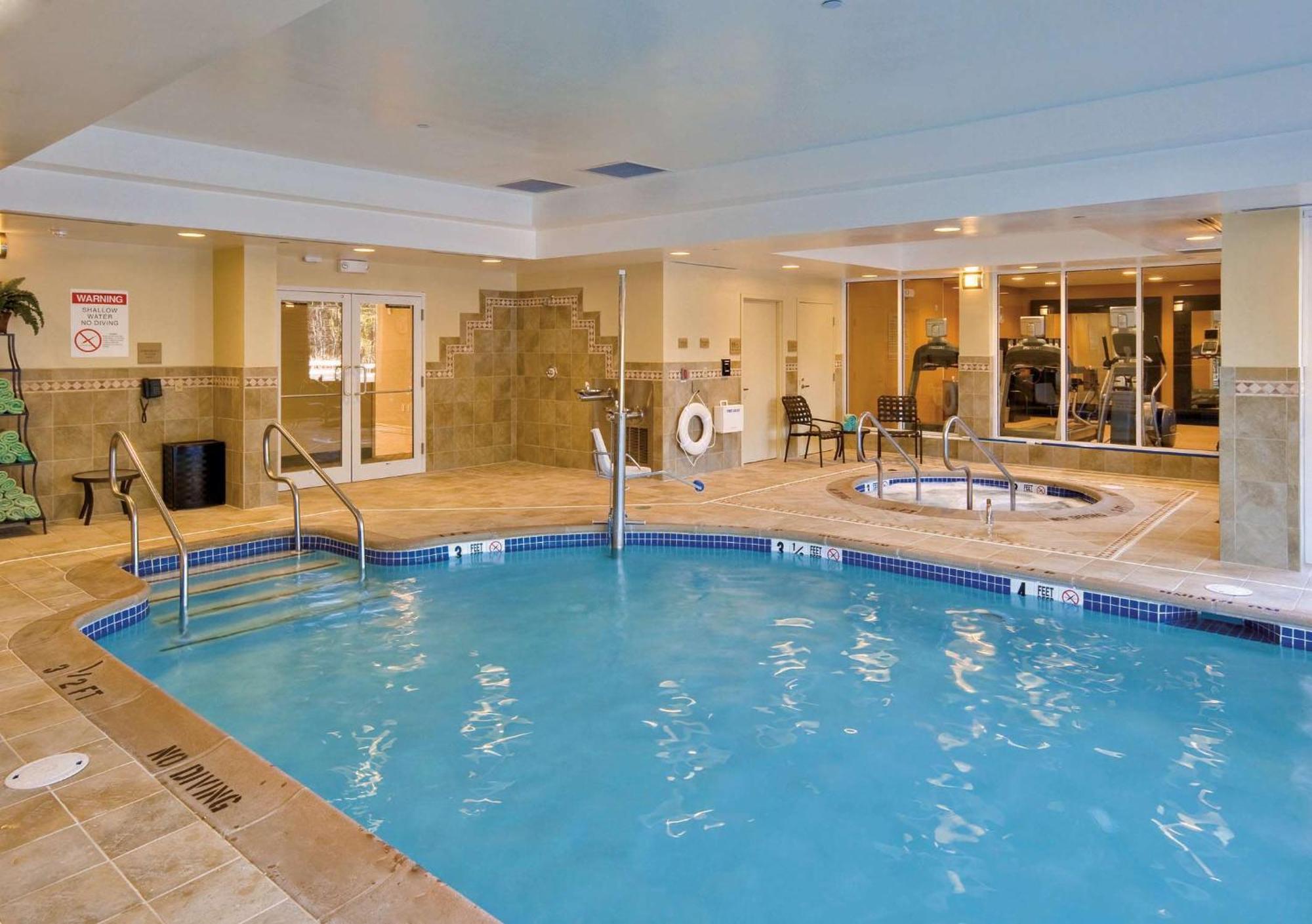 Hilton Garden Inn Lakewood Luaran gambar