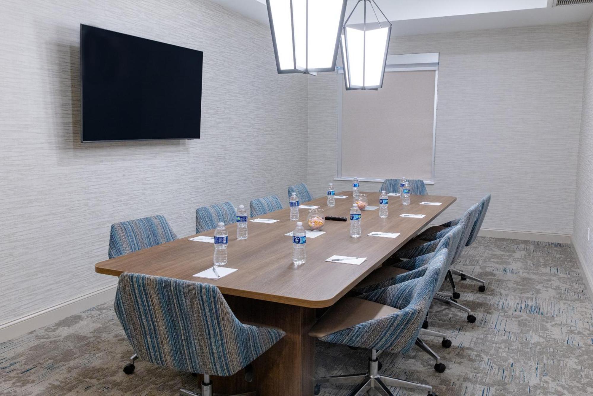 Hilton Garden Inn Lakewood Luaran gambar